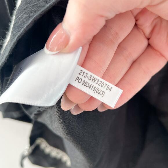 Tommy Bahama Women's Black Embroidered Linen V Neck Tunic Blouse Medium Boho - Picture 7 of 7